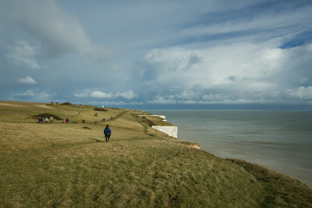 Tourists (White cliffs)